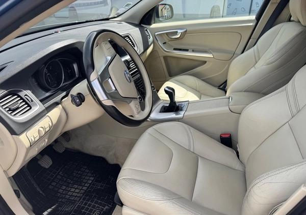 Volvo V60 cena 52900 przebieg: 194402, rok produkcji 2016 z Ciechanów małe 704